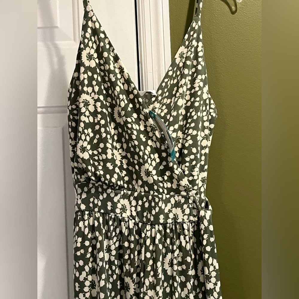 NWT- Petite Large jumpsuit (Stitch Fix)
